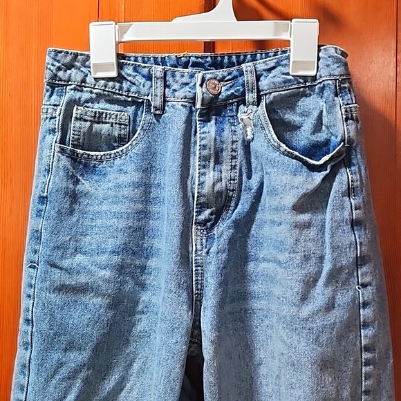 Like new distressed jeans - Picture 4 of 7